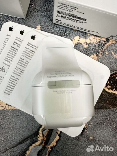 Наушники AirPods 4 (2025) + Чехол в подарок