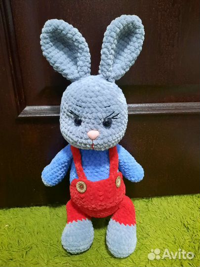 Плюшевый заяц