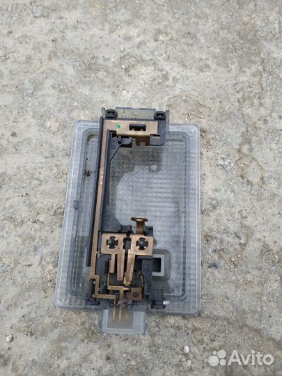 Плафон освещения салона Opel / Chevrolet 13126729