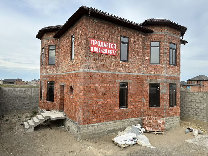 Дом 180 м² на участке 3 сот.