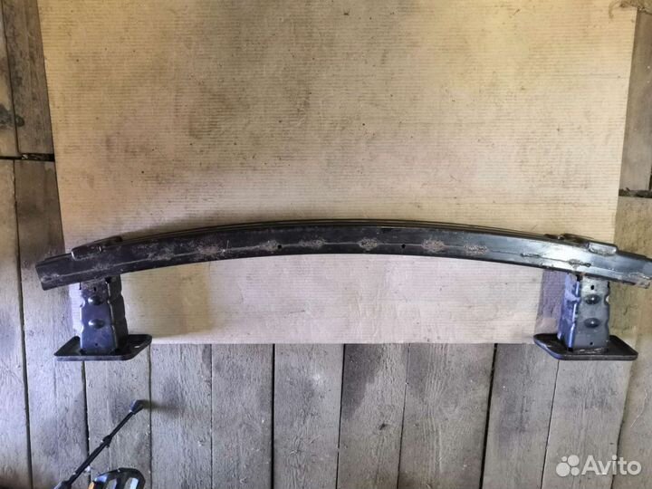 Усилитель заднего бампера Ford Kuga 2014 г