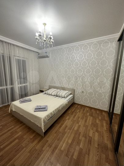 1-к. квартира, 42 м², 1/6 эт.