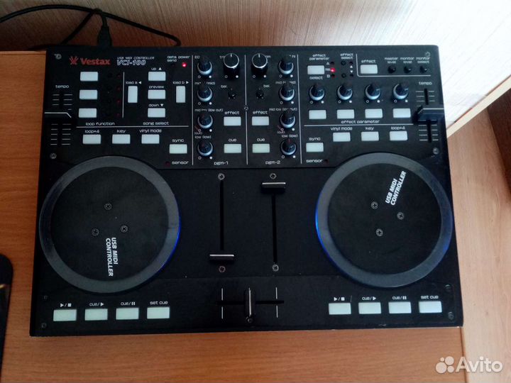 Dj контролёр Vestax 100