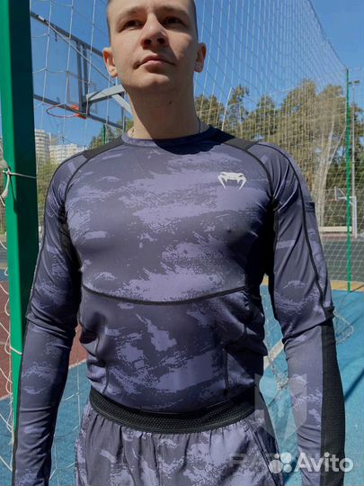 Рашгард Venum Nosce te ipsum