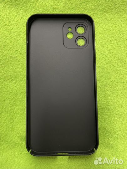 Чехол на iPhone 12