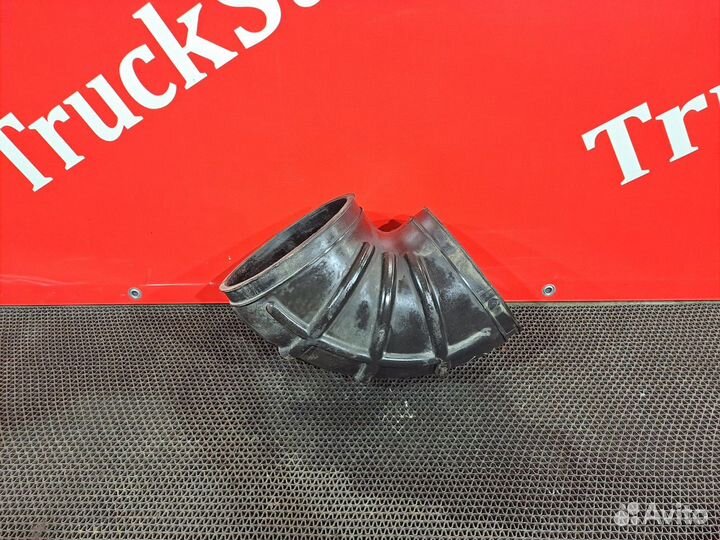 Патрубок воздушного фильтра