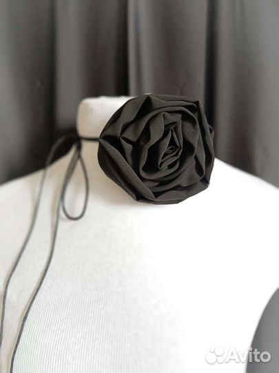 Чокер/брошь цветок