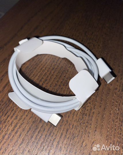 Кабель для iPod, iPhone, iPad Apple USB Type-C