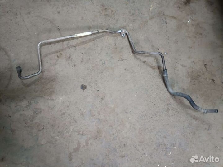 Трубка Гура Шкода Октавия тур А4 низ давления