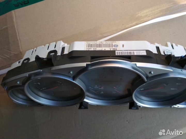 Щиток приборов (приборная панель)