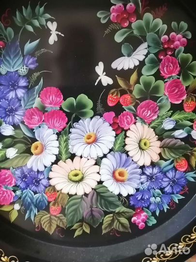 Поднос. Сахарница