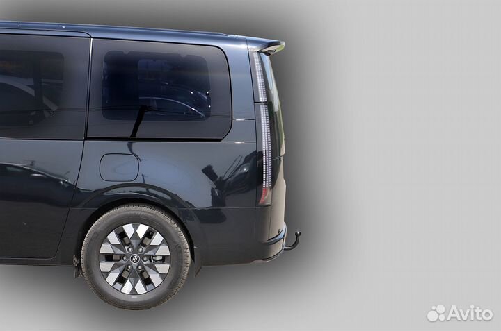 Фаркоп Hyundai Staria 2021