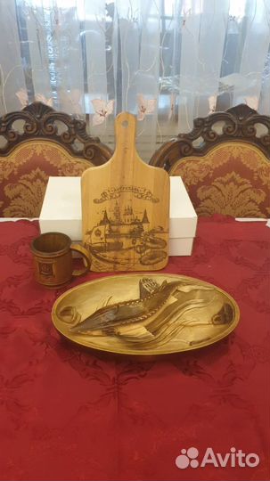 Кухонный сувенир из дерева Астраханский осетр