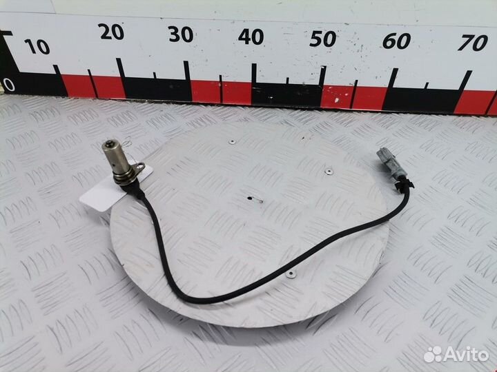 Датчик коленвала Volkswagen Golf 3 2000