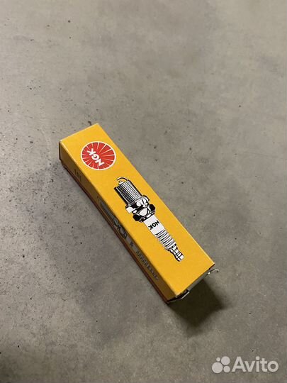 Свеча зажигания NGK 6376