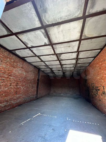 Производство, 2000 м²