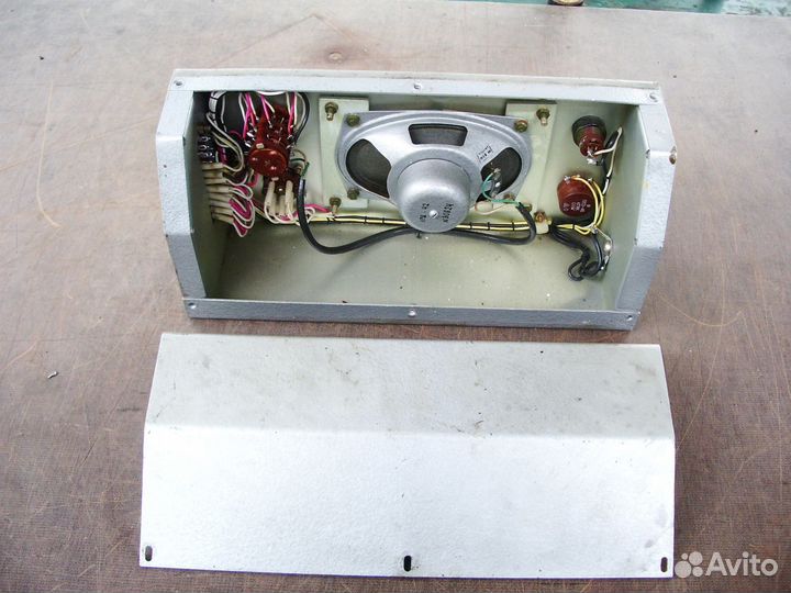 Радиостанция Р-409. Щит водителя