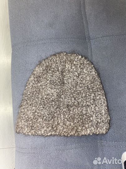 Шапка новая теплая