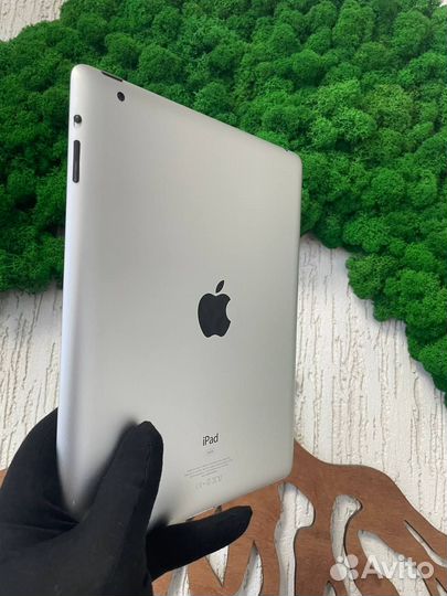 iPad 2 16 gb Wi-Fi + cellular (sim)