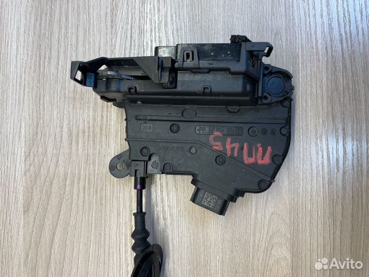 Замок двери передний правый LADA X-Ray