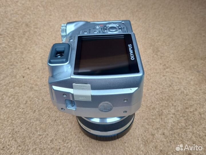 Olympus sp-510uz отличный