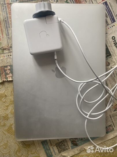 Macbook Pro 15 2018 i7 16gb, 512,6 ядерный