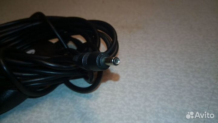 Зарядное устройство в авто