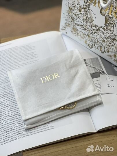 Ожерелье Christian Dior