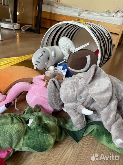 Мягкие игрушки IKEA + козина с крышкой