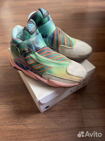 Adidas x pharrell williams