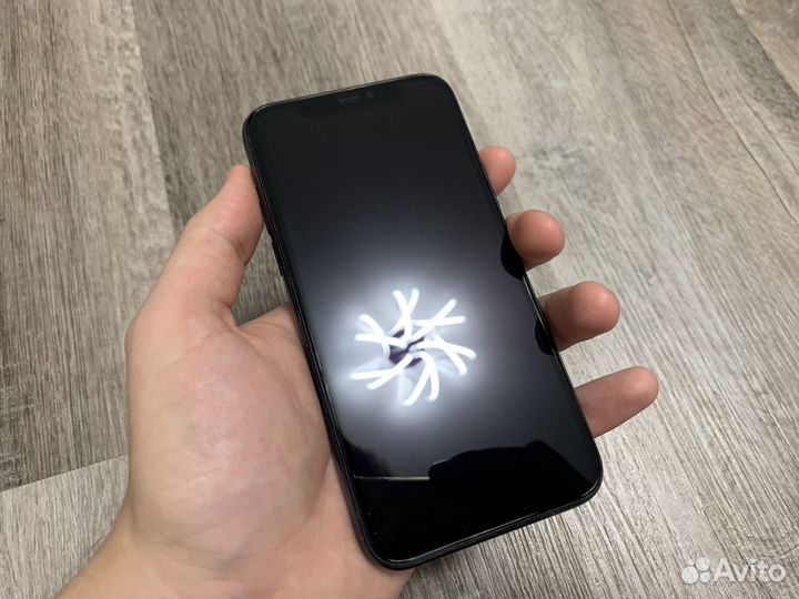 iPhone 11 Pro, 64 ГБ