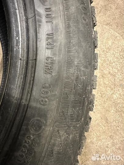 Gislaved Nord Frost 200 SUV 225/60 R17