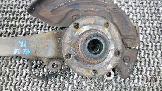 Ступица передняя правая audi A6 C5 Allroad (HBG26N