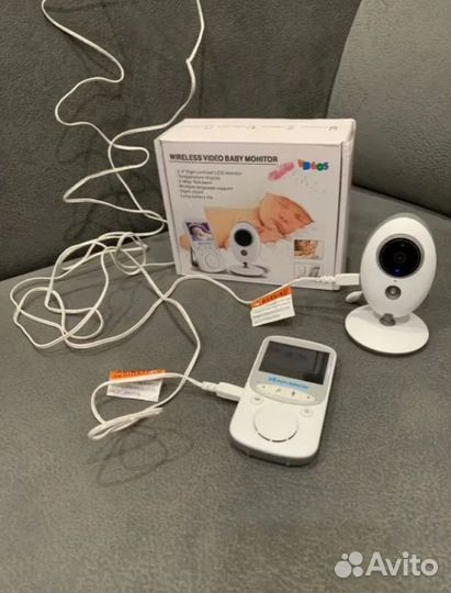 Видеоняня Baby Monitor VB605 с двусторонней связью