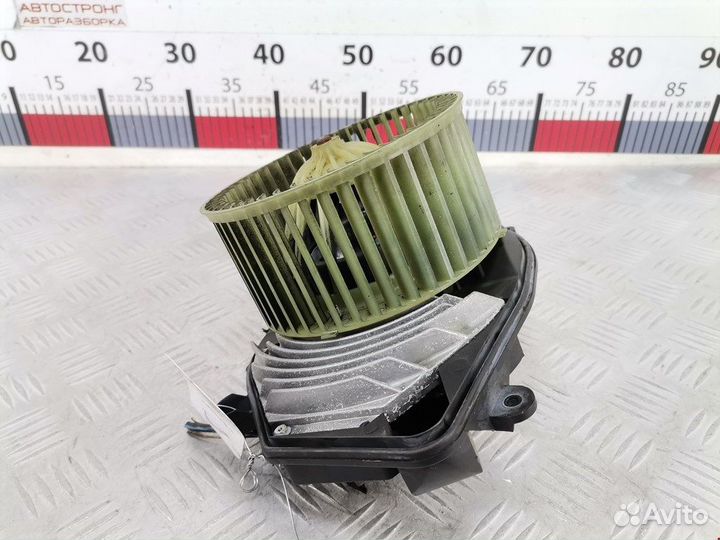 Моторчик печки для Audi A4 B5 8D1820021B