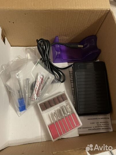 Аппаратный маникюр, вытяжка, лампа