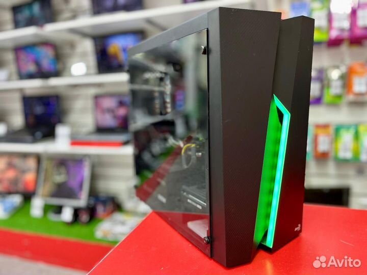 Intel i5-2400 3.1Ghz SSD120 HDD500 Radeon R9 200 Т