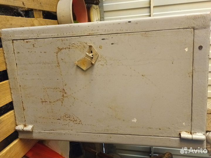 Сейф металлический бу