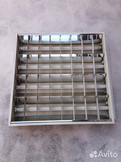 Светильник потолочный