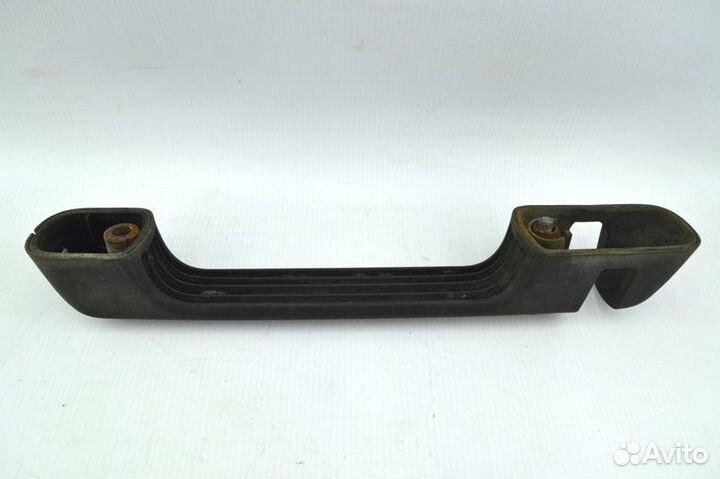 Ручка радиаторной решетки, правая mercedes-benz Ac