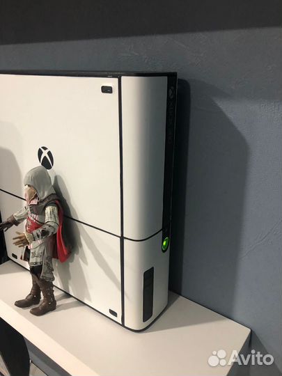 Xbox 360 E freeboot kinect 500gb