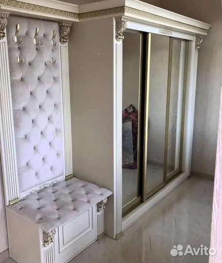 Прихожая Барокко на заказ с гарантией