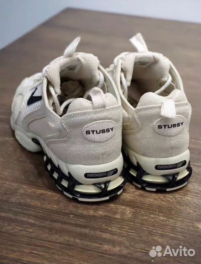 Кроссовки Nike stussy