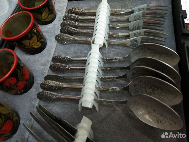 Набор столовых приборов Ложки Вилки Ножи Рюмки