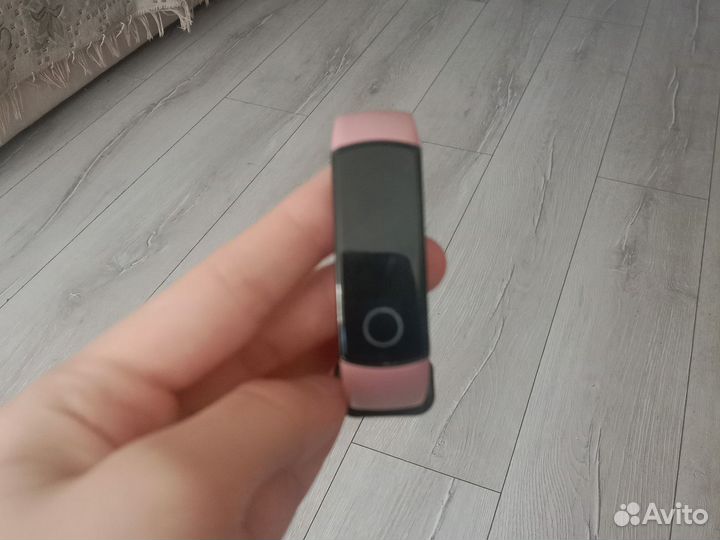 Фитнес часы honor Band 5