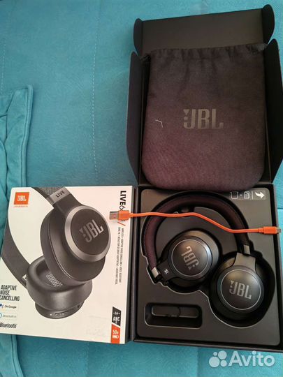 Беспроводные наушники JBL Live 660nc