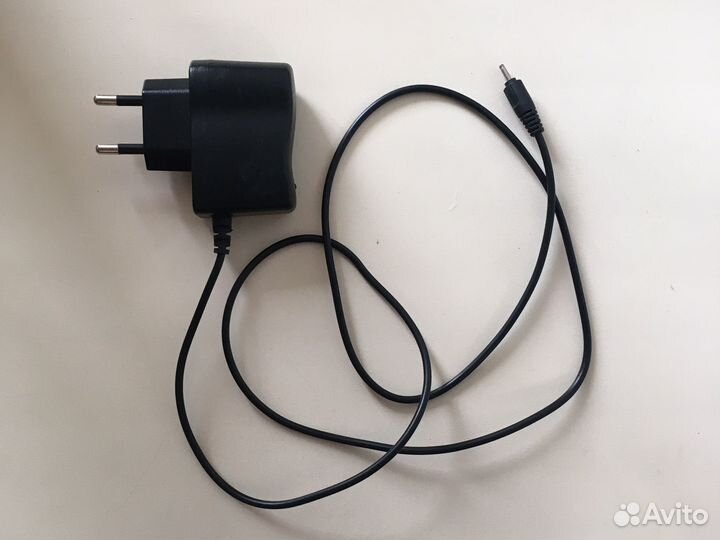 Зарядное устройство