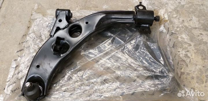 Рычаг подвески передний Mazda 626