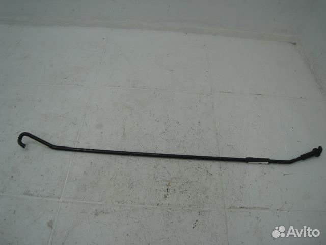 Упор капота Nissan Qashqai J10