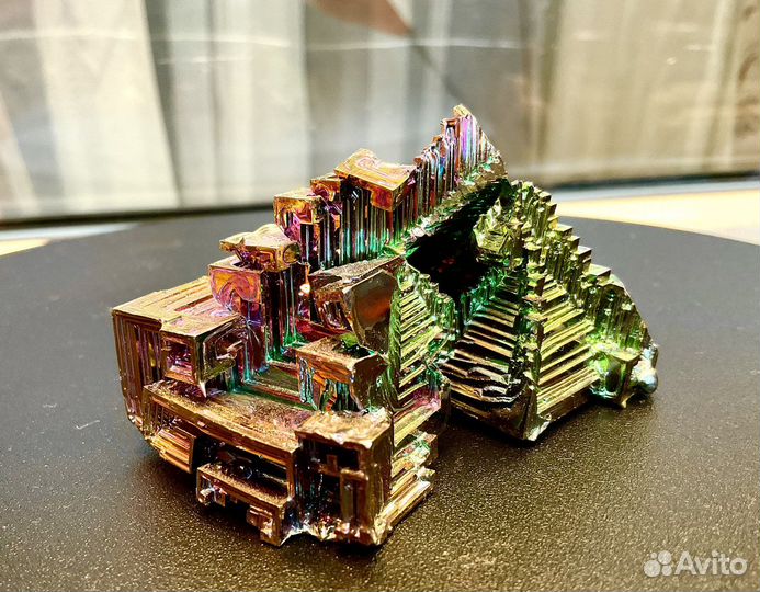 Кристалл. Друза. Висмут. Германия